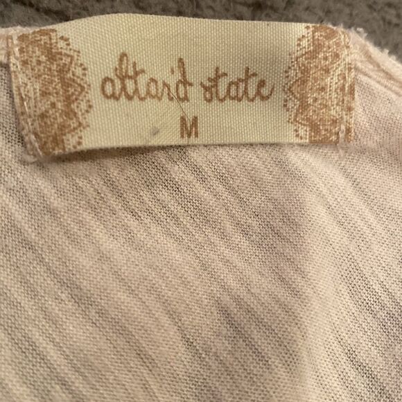 Altar’d State Ruffled Cropped Shirt Size Medium Light Tan Flowy - Picture 7 of 10